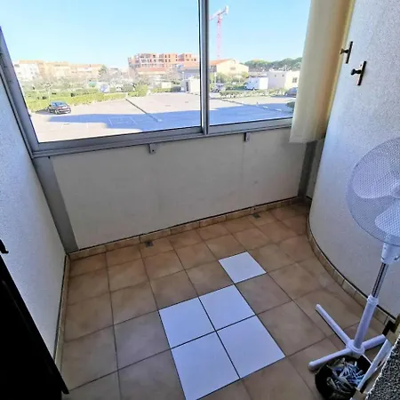 Apartment Les Voiliers - 2 Pieces 4 Couchages Port Mae-3084